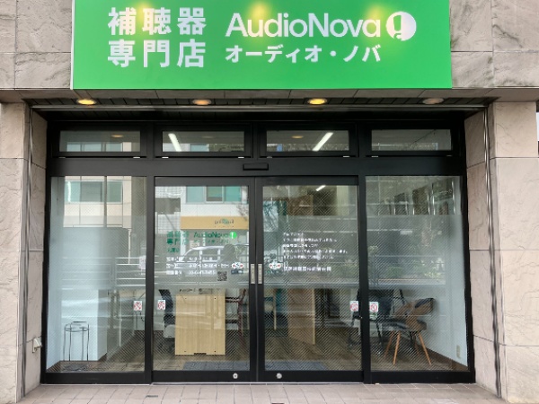 販売スタッフ・補聴器販売