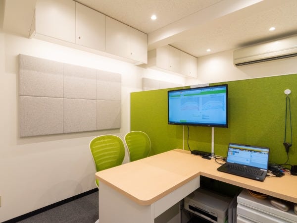 販売スタッフ・補聴器販売