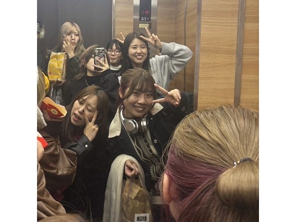 「みんなで自由に生きれる居場所を作りたい」という想いから、社長が仲間たちと起業した会社です。個性豊かな仲間たちと一緒に働きませんか。