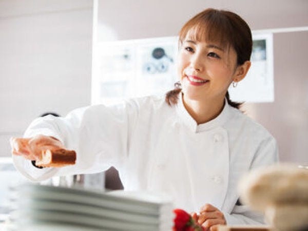 朝食ダイニングサービスのサービススタッフ（未経験OK）