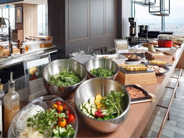 朝食ダイニングサービスのサービススタッフ（未経験OK）