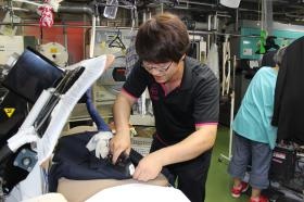 クリーニング工場内 雰囲気