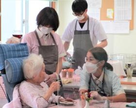 入所レクリエーション活動・喫茶店
