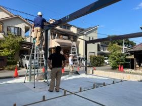 エクステリア施工の風景です。安全第一！