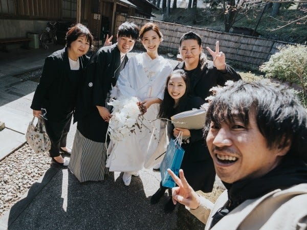 経験がなくても大丈夫。チームで結婚式をサポートします。