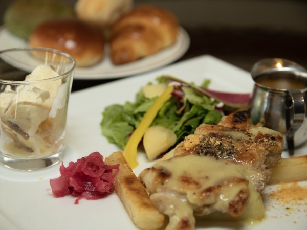 店長候補・正社員・仕入れやスタッフ管理（店長候補・転職回数すべて不問）