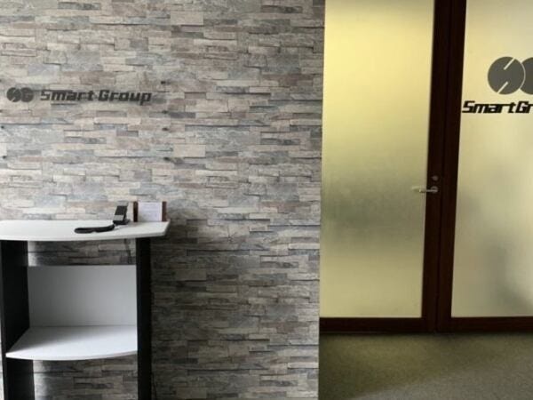 株式会社スマートグループは、暮らしに身近なサービスを幅広く展開しています。