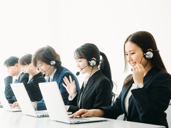 副業のテレマーケティングオペレーター・身だしなみ自由で働きやすさ重視のコールスタッフ（資格不問・コールセンター未経験）