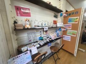 レアレアカファの店内（Ｂ型就労場所）