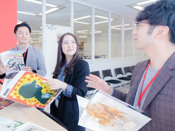 まずはやってみよう！という社風で、ミーティングも活発に行っております