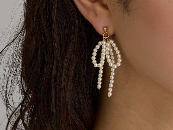 コンビニでのレジ打ちのECサイト販売スタッフ・ECサイトの販売スタッフ・先輩スタッフの経験職（残業ゼロでプライベートが充実）