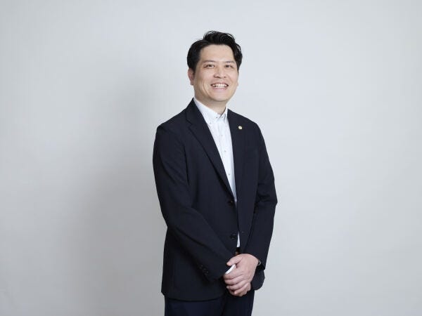 どのような事でもお気軽にお問い合わせください。お待ちしております！代表取締役　邱