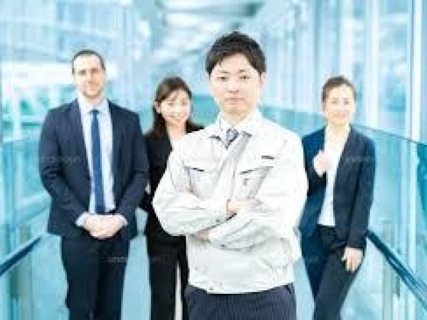 ご連絡お待ちしております！