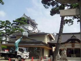 岡崎龍城神社 社務所清掃