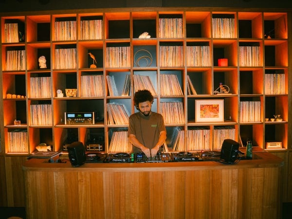 ミュージックセレクター