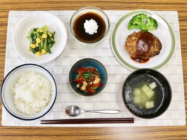 職員食堂があります！