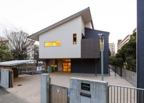 園舎入口の外観です