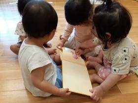 子どもたちの成長の場面を見守り喜びを共有できる職場です