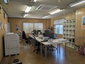 作業風景。事務所の様子です。