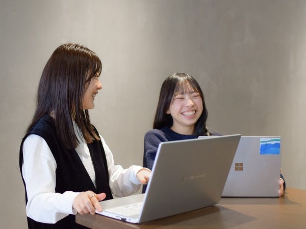 先輩社員がしっかりとサポートいたしますので、未経験の方でもご安心ください！相談しやすい環境を整えています。