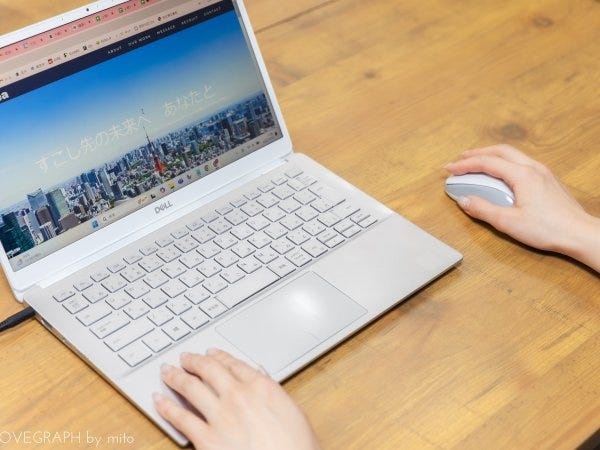 自社でシステム開発しながら効率的に仕事を進めています。スタッフの意見も取り入れながら開発しているのでさらに使いやすいものになっています。