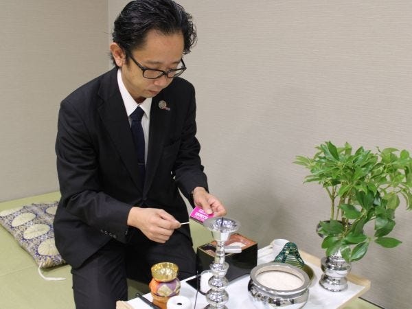 専門的な知識もしっかりお伝えしますので、自信をもってお客様の前に出ることができます。