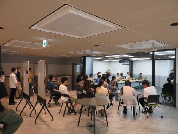 定期的に勉強会を開催。勉強会を通じ、資格取得へと繋げているエンジニアも多数おります。