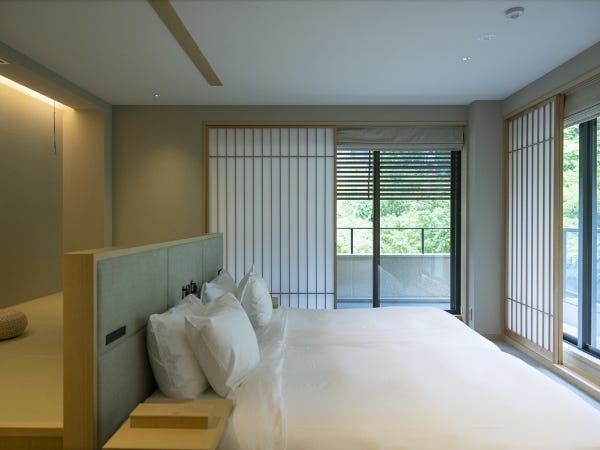 京都の雰囲気を感じながら落ち着いた滞在ができる客室