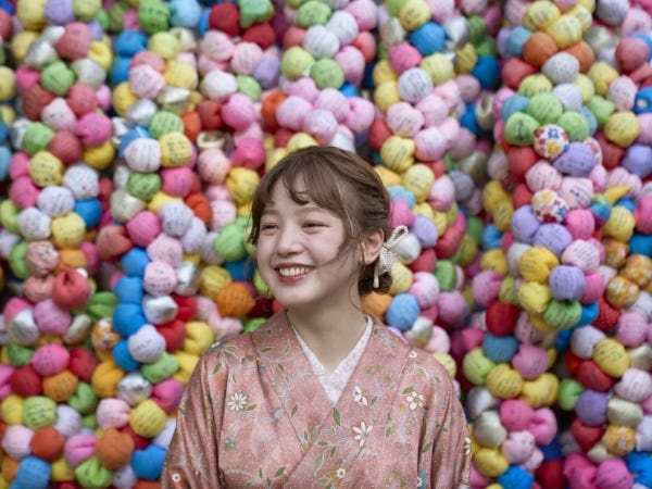 ヘアセットスタッフ（ヘアセットのスキル習得中の方も歓迎）