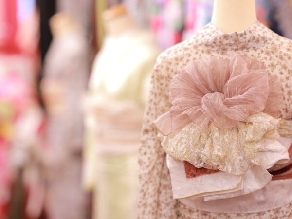 ヘアセットスタッフ（ヘアセットのスキル習得中の方も歓迎）