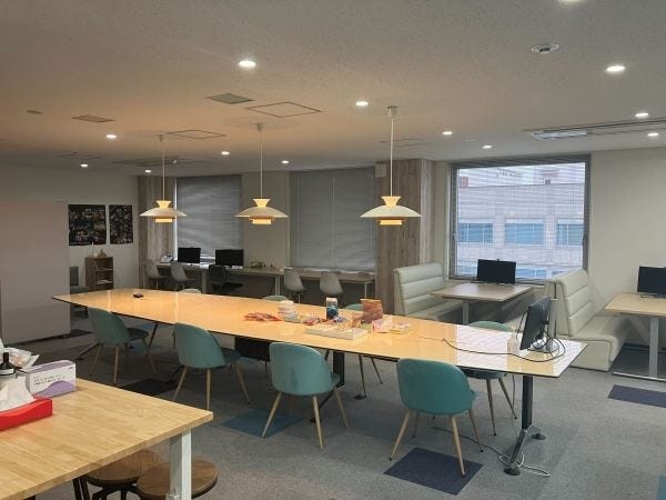 2021年設立☆モダンでおしゃれなオフィスで快適に過ごせます。
