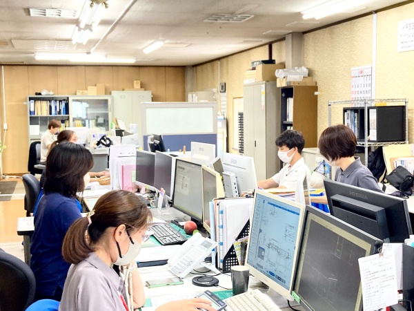 営業スタッフと現場との橋渡し