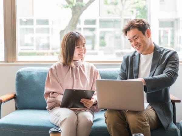 採用の9割が営業未経験者！契約の鍵は『あなたを好きになってもらう事』人と話すのが好き！そんなあなた！まずはお客様と世間話から★