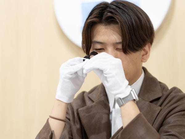 買取店舗の受付・査定スタッフ｜未経験歓迎｜接客経験を活かす