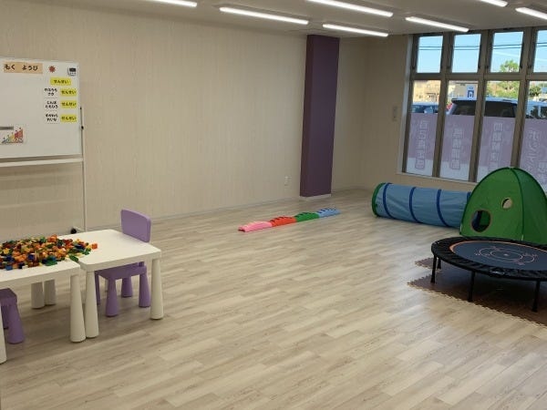 児童指導員・オープニングスタッフ・-児童指導員（-児童発達支援や療育に関する経験がある方は尚可・-ブランクOK）