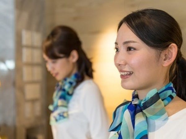 地下食料品売場のご案内業務（未経験OK・百貨店のお仕事未経験の方も大歓迎）