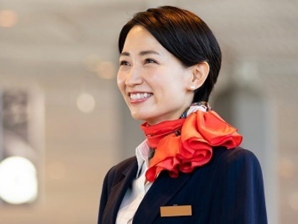 地下食料品売場のご案内業務（未経験OK・百貨店のお仕事未経験の方も大歓迎）