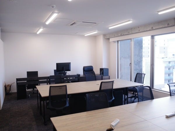 SNS運用スタッフ（勤務OK・インフルエンサーさん大歓迎）