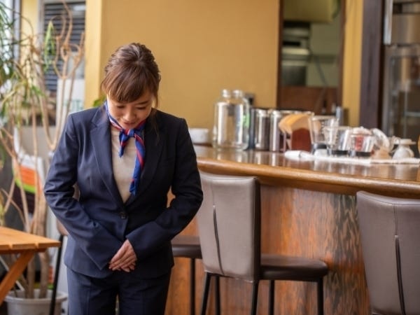 ホテルレストランスタッフ（高時給1200円〜/週2日〜OK/未経験歓迎）