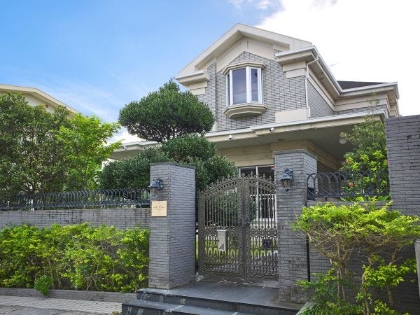 閑静な住宅街にある一軒家レストランです