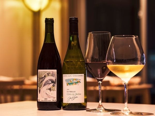 レストランホールスタッフ（経験者優遇・未経験歓迎）