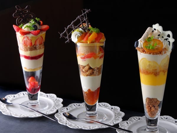 当店名物の夜パフェ