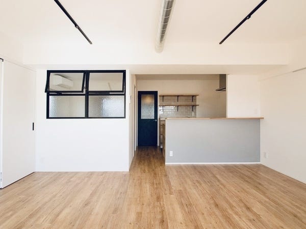 自社で物件を仕入れリノベーションを施し新しく生まれ変わった物件をご紹介しています