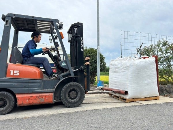 資格が無くても大丈夫！やる気があれば資格支援制度でフォークの資格だって取れる！