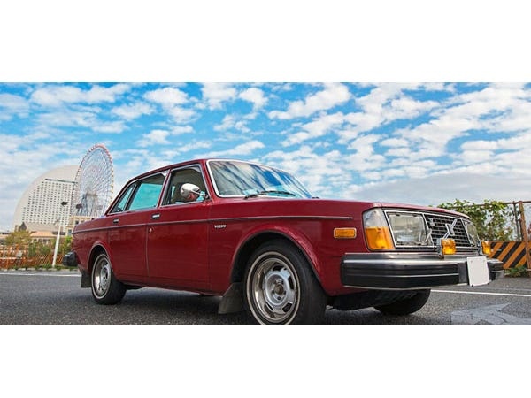 もう手に入らないパーツをイチから作れるのも当社の魅力。「このパーツが欲しいんだけど…」というお客様の要望を叶えるのもあなたの仕事です、