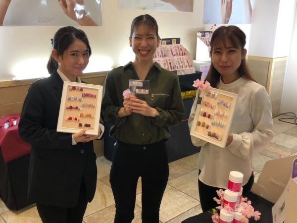 海外の雑貨やコスメなどの企画・販売などが業務です。