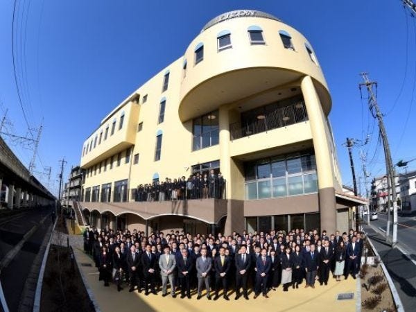 朝霞市に本社を構える私達リゾンは不動産の枠を越えて、住み続けたいと思えるような『ふるさと』のようなまちづくりを目指します！