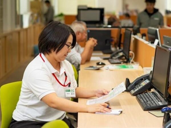 営業と経理事務スタッフ（未経験歓迎・職歴不問）