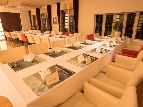 中華レストラン｜スーパーバイザー募集｜お客様対応・予約受付