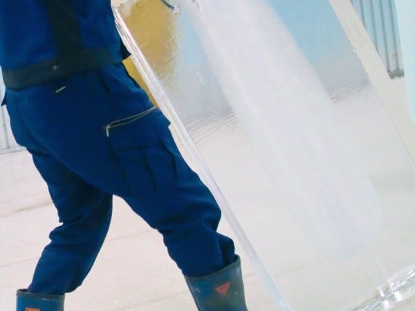 3t冷凍車ドライバー（未経験可）製氷工場での商品配送